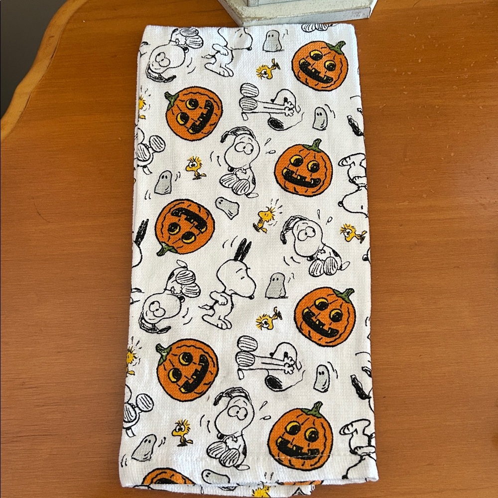 Peanuts Halloween Kitchen Towel